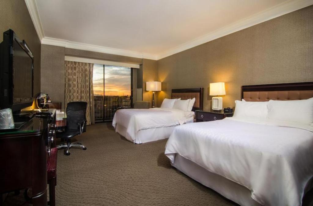 Sheraton Crescent Hotel Phoenix Eksteriør bilde